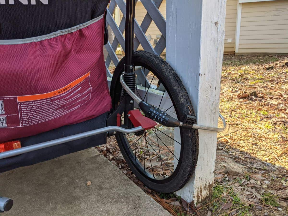 bike trailer lock